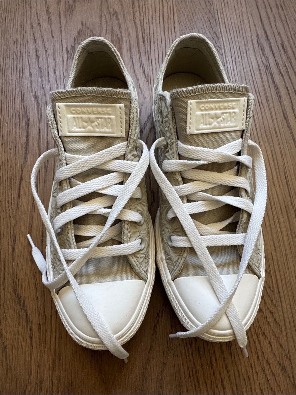 Converse Women’s 7.5